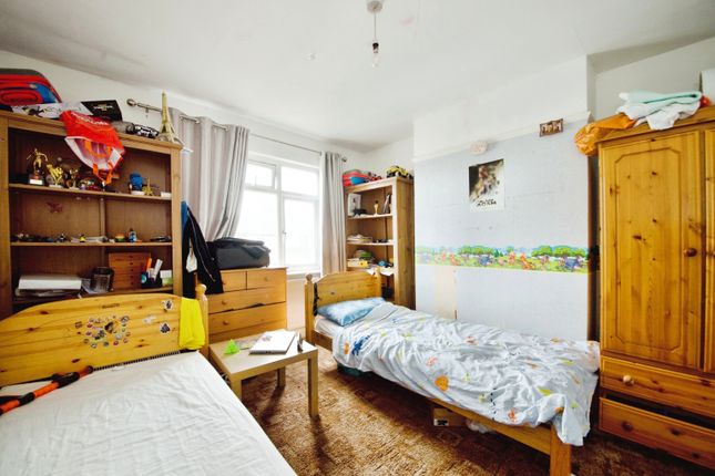 End terrace house for sale in Trevose Road, London