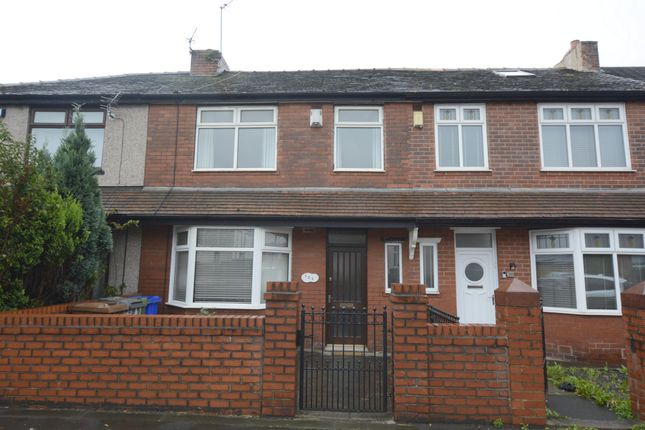 Thumbnail Terraced house for sale in Hyde Road, Denton