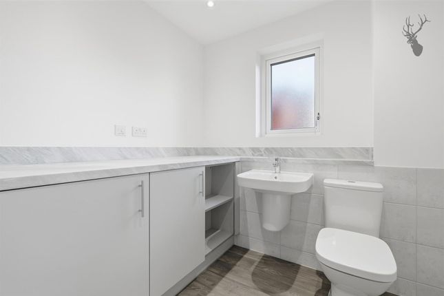 7 Hammett Crescent, Bishop's Stortford photo 4