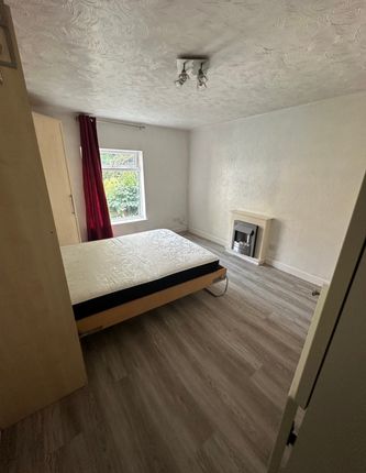 27, Tavistock Court, Nottingham photo 3