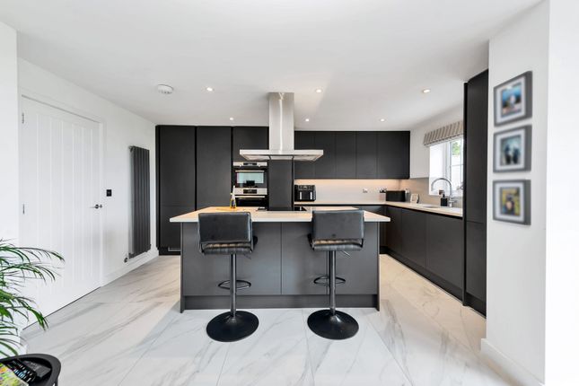 11 Claybush Hill Meadow, Baldock photo 4