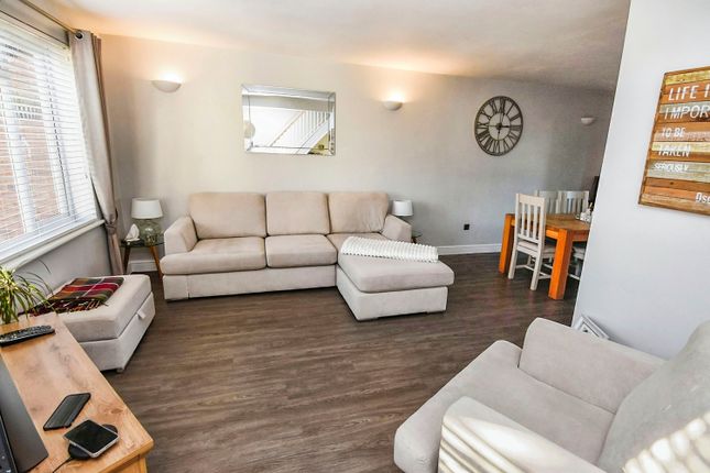 End terrace house for sale in Lister Road, Braintree