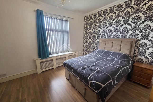 187, Lees Hall Road, Dewsbury photo 5