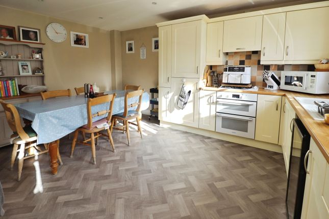 6b, Hambleton Avenue, Lincoln photo 2