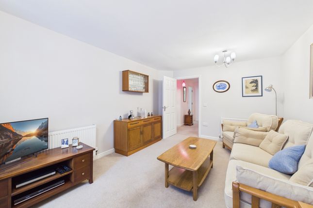 Flat 1, Diamond Court, High Wycombe photo 4