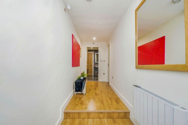 Flat for sale in High Street, Cardiff