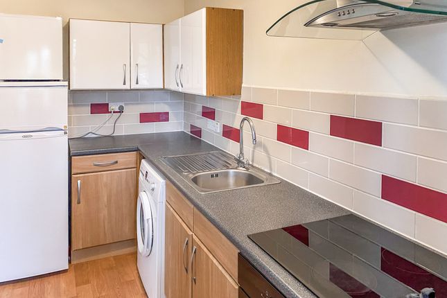 Flat for sale in Townsend Close, Bracknell