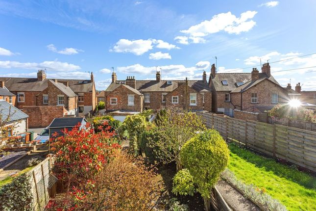 11, Victoria Road, Malton photo 2