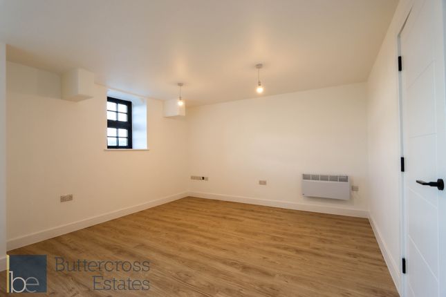 Flat 3, The Old Mill, Newark photo 5