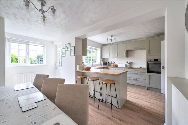 14, Downs Orchard, Meare photo 4