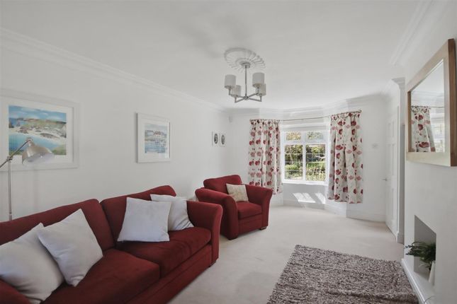107 Ashover Road, Chesterfield photo 2