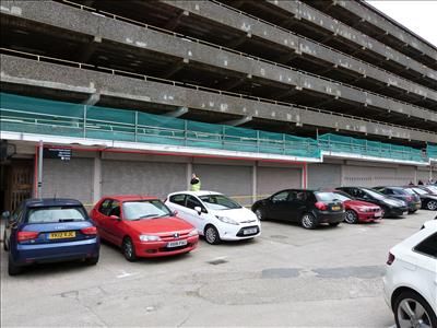 Retail premises to let in Lee Circle, Lee Street, Leicester