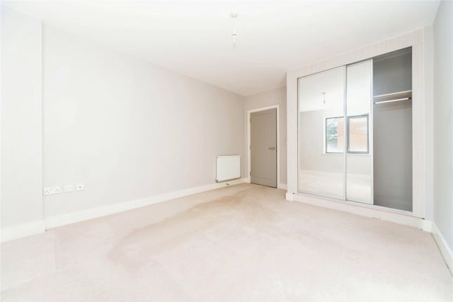 Flat for sale in High Street, Sutton