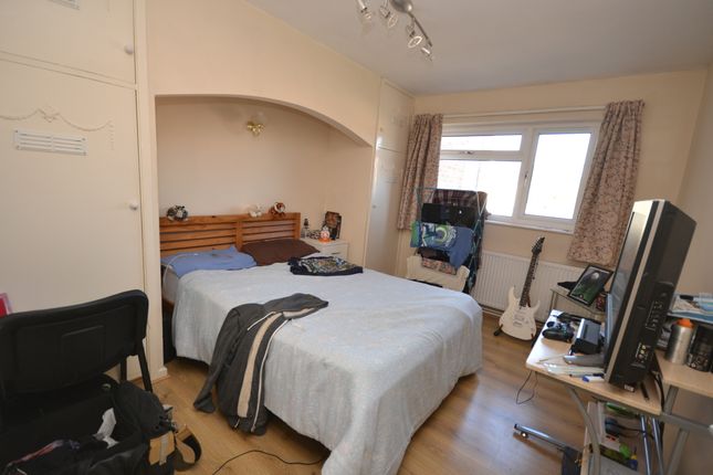 Flat to rent in The Point, Loughborough Road, West Bridgford, Nottingham