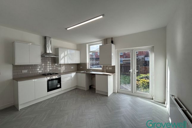 10 Aireworth Street, Bolton photo 5