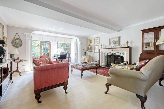 Warwick House,, Easton Lodge, Dunmow photo 3