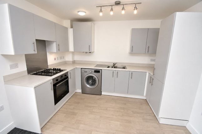 Hexham Grove, Dunstable photo 4
