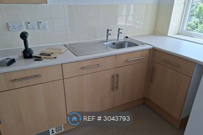 West Thorpe, Stakesby Road, Whitby photo 3