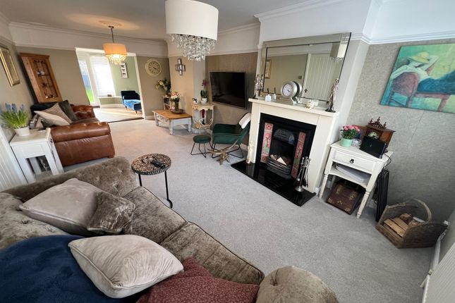 28, Briar Hill Walk, Northampton photo 2