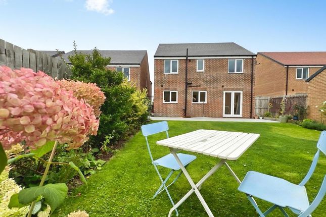 92, Augusta Park Way, Newcastle Upon Tyne photo 2