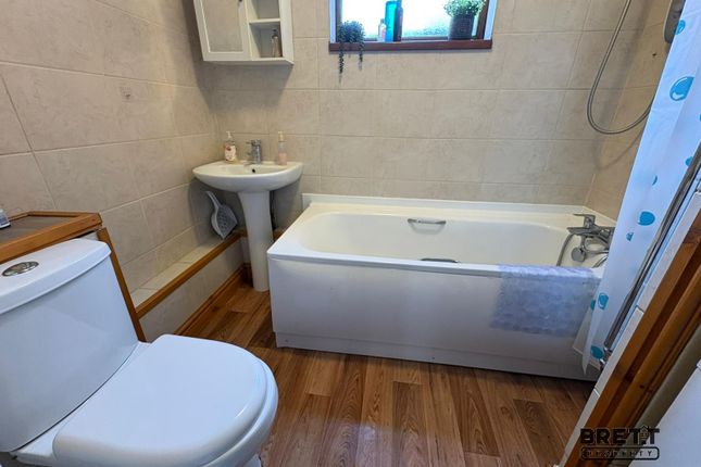 60, Cromwell Road, Milford Haven photo 5