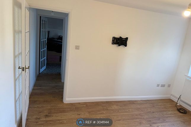 Flat, Henry Court Henry Street, Peterborough photo 2