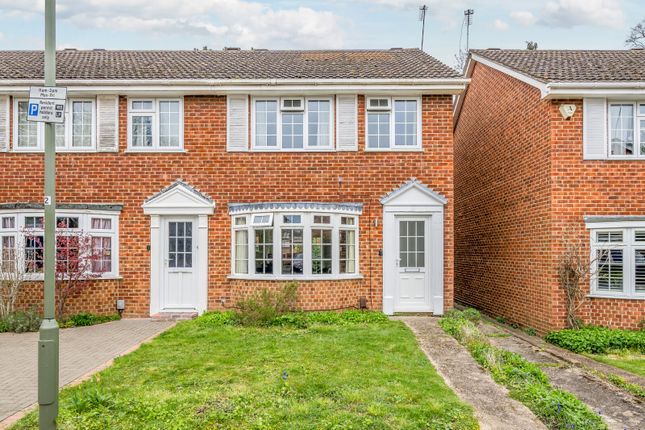 Thumbnail End terrace house to rent in Cheniston Close, West Byfleet