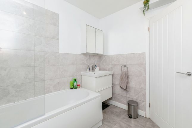 End terrace house for sale in Shanklin Drive, Bristol