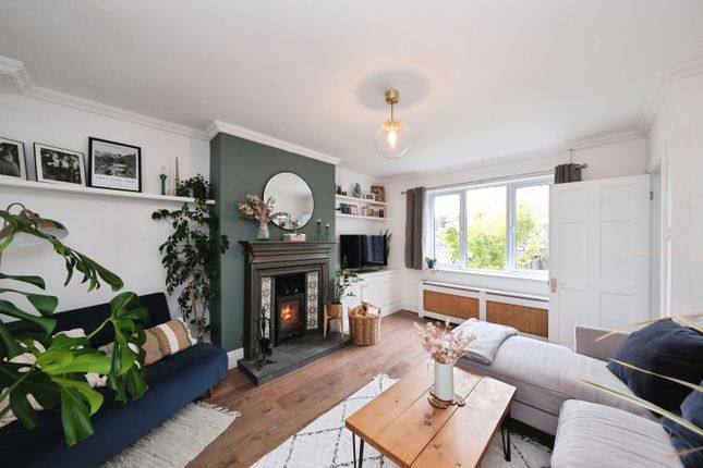 242, Wilford Lane, Nottingham photo 2