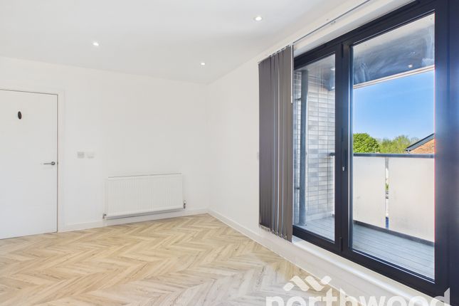 404, La Scierie Apartments, Victoria Crescent, Ashford photo 5