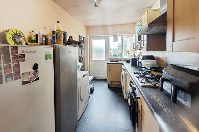 46, Alma Street, Leeds photo 3