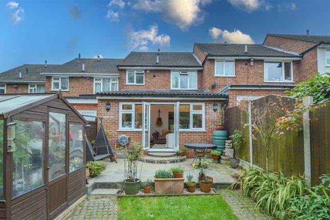 30., Wingrave Crescent, Brentwood photo 2