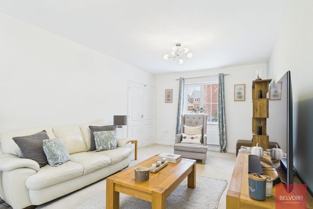 25, Beauchamp Walk, Swansea photo 3