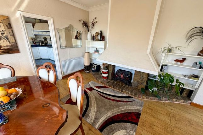 34, Iron Mill Lane, Dartford photo 4