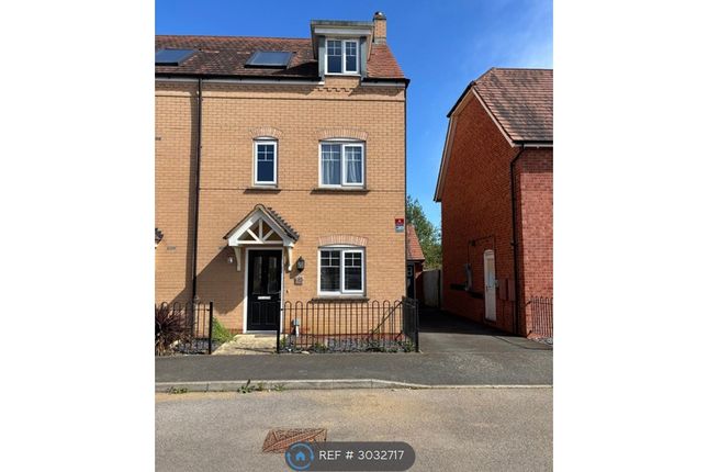Maxwell Crescent, Duston, Northampton photo 2