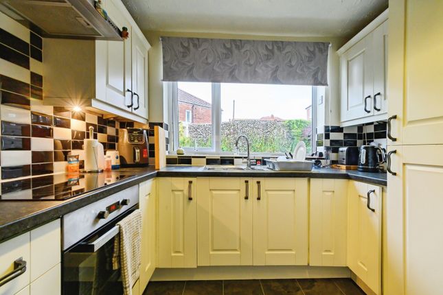 3-bed other on 20, Ridge Crescent, Manchester, £280,000