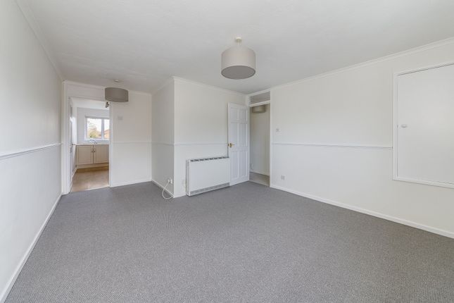 7 Duffield Close, Abingdon photo 2