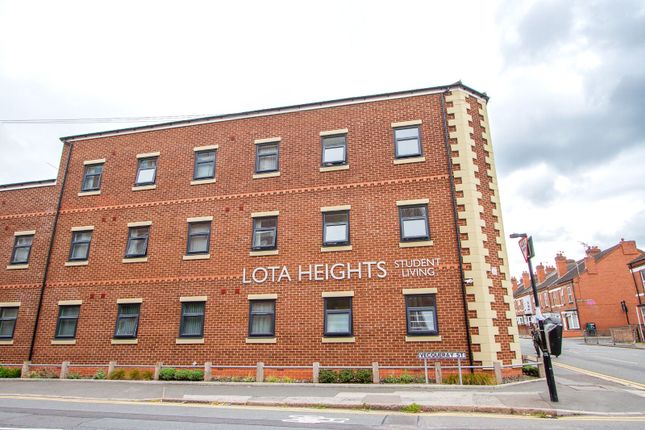 Room to rent in Vecqueray Street, Coventry