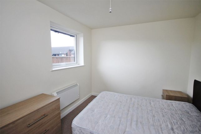 57 Hamnett Court, Warrington photo 2