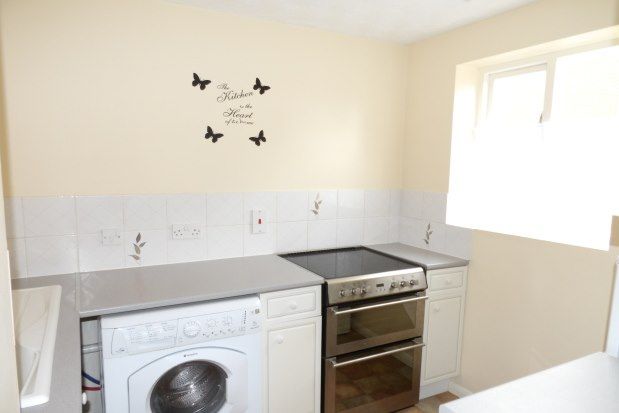 Thumbnail Flat to rent in Guildford Court, Southend-On-Sea