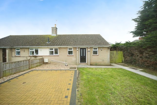 Thumbnail Bungalow for sale in Steppes Meadow, Martock, Somerset