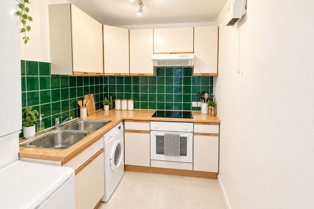 33 Ashley Road, Epsom photo 3