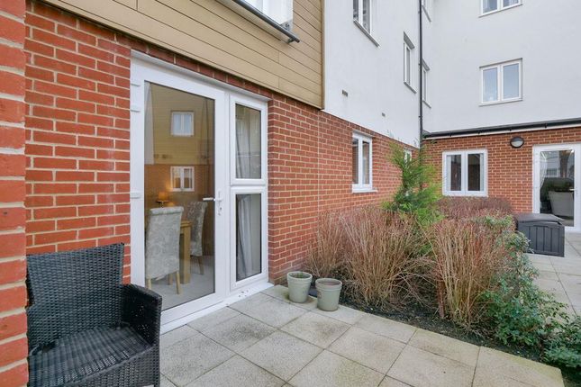 Flat for sale in Lansdown Road, Sidcup