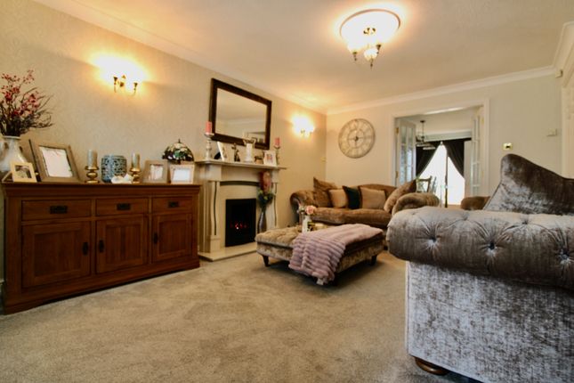 3, Haywood Close, Leicester photo 2
