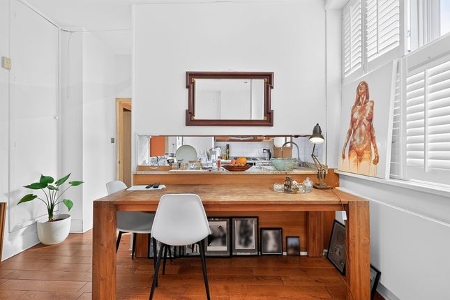 Flat 68a, Kensington Mansions, Warwick Road, London photo 2