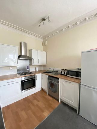 Thumbnail Flat to rent in West Lyon Street, Maryfield, Dundee