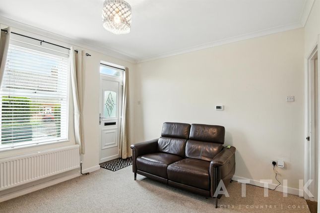 1, Bungay Road, Halesworth photo 3