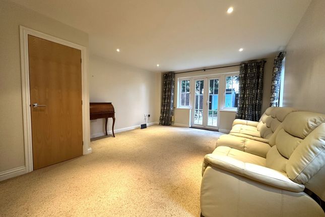 6, St. Anne's Mews, Oxfordshire photo 3