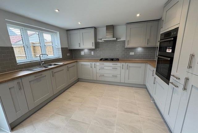 12, Loveridge Grove, Nottington Lane, Weymouth photo 3