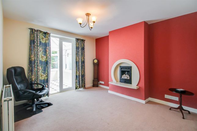 8, Clarke Crescent, Normanton photo 5